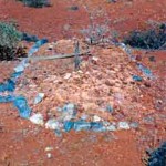 Cue unregistered cemetery UNNAMED GRAVE - Photo Ray Pearson (1983) Cue unregistered cemetery