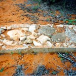 Denham, Red Bluff Beach, supposed UNNAMED GRAVE - Photo Fay Garstone, Margaret River (Date unknown) Denham Red Bluff Beach